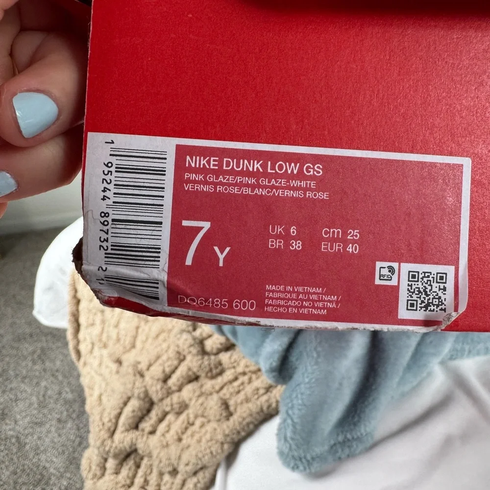 Nike Women's Dunk Low Sneakers - Picture 5 of 5